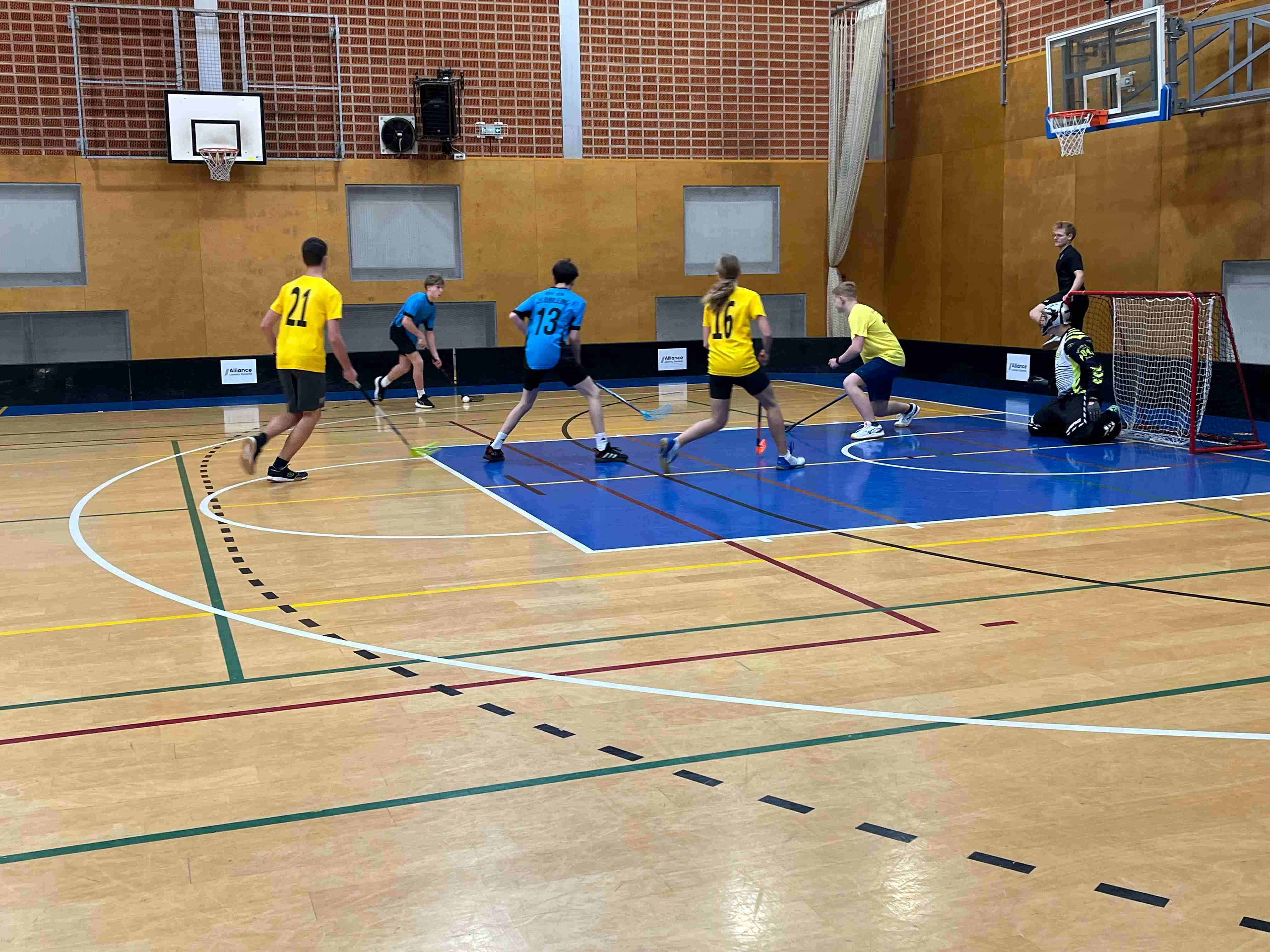 89florbal2526 (2)_2_11zon.jpg